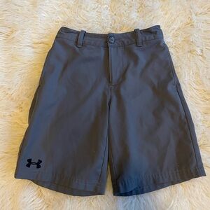 Under Armour boys shorts, size youth small